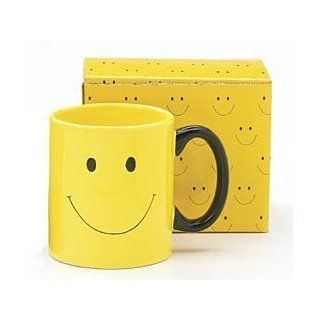 Smiley Happy Face Mug Coffee Cup Great Gift Item Kitchen & Dining