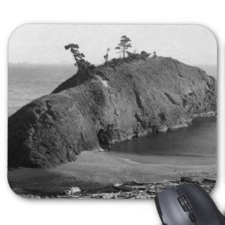 Port Orford, Oregon View of Battle Rock Coast Mousepad