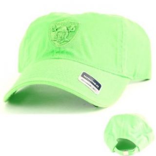 Oakland Raiders Women's Lime Green Adjustable Baseball Hat  Sports Fan Baseball Caps  Clothing
