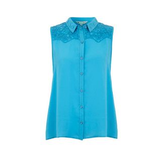 Yumi Blue Lovely in lace blouse