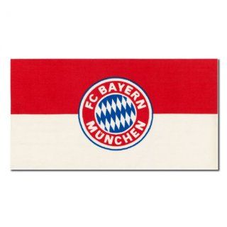 BA 103 01 Teppich Bayern Mnchen 080x150 cm Spielzeug