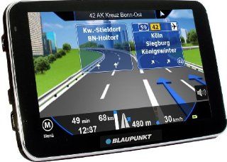 Blaupunkt Travelpilot 40 EU Navigationssystem ( 10,9 cm ( 4.3 Zoll ) Display, Gesamteuropa 43 Lnder, TMC, 2 Jahre Kartenupdate, 3 Jahre Garantie, GeoDaylight, RealityView Navigation & Car HiFi