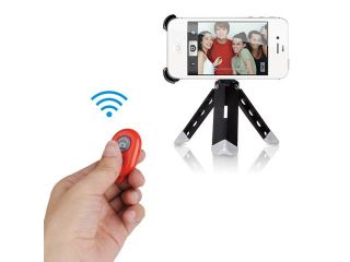Black Wireless Bluetooth Remote Control Camera Shutter Release Self Timer for IOS and Android Smartphones, iPhone4 4s 5 5c 5s iPad 2 3 iPod Touch Samsung Galaxy S2 S3 S4 note 2 3 etc.