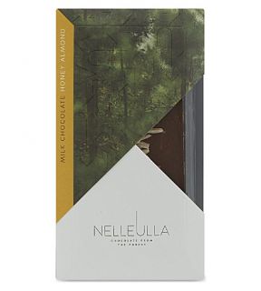 NELLEULLA   Milk chocolate honey & almond bar 80g