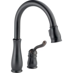 Delta Faucet 978 RBWE DST Leland Venetian Bronze  Pullout Spray Kitchen Faucets